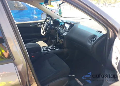 2014 Nissan Pathfinder S z USA, uszkodzony, nr VIN 5N1AR2MM3EC689732